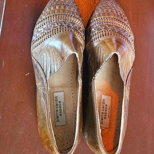 Huarache Inspired Vintage Leather Loafers by Pierre Cardin Mens Size 10